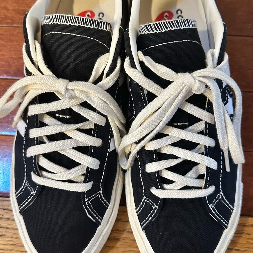 Converse Play Black and White Sneakers with Red Heart - Picture 2 of 9